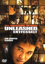 (Unleashed - Entfesselt S.E.) Danny (Jet Li) ist kein normaler Mensch, sondern ein Sklave, der ohne jede menschliche Beziehung aufgezogen und zu einer tödlichen Kampfmaschine trainiert wurde. Sein Besitzer Bart (Bob Hoskins) schickt Danny Nacht für Nacht in illegale, mörderische Gladiatorenkämpfe, bei denen er sehr gut an ihm verdient. Als Bart nach einem Autounfall ins Koma fällt, muss sich Danny alleine in einer Welt zurecht finden, die er bisher noch nie betreten hat. Als er den blinden Klavierstimmer Sam (Morgan Freeman) kennen lernt, beginnt für Danny ein neues Leben: Durch Sam lernt er die Musik zu lieben und er erfährt das erste Mal in seinem Leben, was es bedeutet, ein Mensch zu sein. Artikelbild