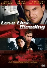 (Love Lies Bleeding) Geld verändert alles – zumindest glauben das Duke und Amber. Ganz besonders, nachdem der glücklose Irak-Veteran Duke (Brian Geraghty, Artikelbild