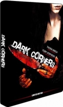 (Dark Corners - Limited Edition) Die junge, hübsche Susan Hamilton führt am Tage ein wunderbar erfülltes Leben. Doch in jeder Nacht plagen sie die immer gleichen, dunklen Träume. Sie taucht dort in eine dunkle, unheimliche Welt ein, in der sie eine andere Person namens Karen ist. Karen ist das exakte Gegenteil von Susan. Doch Susan muss nicht nur das depressive Leben von Karen durchleiden, sondern sieht sich auch einer echten Gefahr ausgesetzt. Ein Serienkiller, den man nur den Night-Stalker nennt, scheint die Grenzen zwischen Traum und Wirklichkeit zu umgehen. Und Susan/ Karen scheint das nächste Opfer auf seiner Liste zu sein... Artikelbild