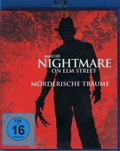 (Nightmare on Elm Street - Mörderische Träume) Wes Craven, der Meister des modernen Horrorfilms (Scream 1, 2 und 3) inszenierte diesen zeitlosen Schocker, der nach wie vor Maßstäbe für das Genre setzt. Nancy (Heather Langenkamp) leidet unter grässlichen Albträumen. Unterdessen werden ihre Schulfreunde, die genau dieselben Träume haben, im Schlaf von einem in allen Albträumen auftauchenden widerwärtigen Teufel abgeschlachtet. Die Polizei interessiert sich nicht für Nancys Erklärung - deshalb muss sie dem Killer in seinem Schattenreich selbst gegenübertreten. Johnny Depp spielt hier seine erste Hauptrolle. Mit überwältigenden Spezialeffekten schuf dieser Horrorklassiker einen der berüchtigtsten untoten Bösewichte der Filmgeschichte... Freddy Krueger. Artikelbild