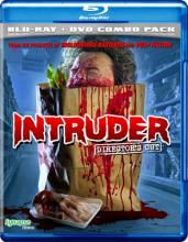 (Intruder (Blu-ray/DVD)) `Ein Supermarkt am Rande der Stadt soll für immer geschlossen werden. Deshalb müssen der Filialleiter Abernathy, die Kassiererin Jennifer und andere Kollegen über den Feierabend hinaus da bleiben, um Inventur zu machen. Nachdem Jennifers Ex-Freund Craig auf unliebsame Weise aus dem Laden geschmissen wurde, glauben alle zunächst an einen bösen Scherz, als sie unheimliche Geräusche in dem großen Gebäude hören. Doch komisch ist es keinesfalls, denn in den endlosen Gängen des Supermarktes treibt offensichtlich ein irrer Schlitzer sein Unwesen. In einem wahren Blutrausch schlachtet der Wahnsinnige auf bestialische Weise einen Angestellten nach dem anderen ab. Nur Jennifer scheint er zu verschonen...` Artikelbild