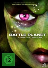 (Battle Planet - Kampf um Terra 219) In einer nicht allzu fernen Zukunft: Kapitän Jordan Strider, Elite Offizier der Neue Welt - Allianz, wird für eine Geheimmission auf den fernen Planeten Terra 219 geschickt. Dort soll er das rebellierende Naturvolk der Aquarianer, die einen Anschlag auf die Allianz geplant haben, von ihrem Vorhaben abbringen. Auf dem Planeten gelandet, erfährt Strider durch die attraktive Aquarianerin Jun´hee, von einem Plan, der das Ende ihres gesamten Volkes bedeuten könnte. Der Kapitän muss muss sich nun entscheiden: Die Befehle der Allianz befolgen oder das Leben der Bewohner von Terra 219 retten. Artikelbild