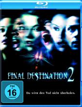 (Final Destination 2) Was einmal angefangen hat, geht auch irgendwann zu Ende. Am Anfang von `Final Destination 2`, der Sequel des Grusel-Thrillers aus dem Jahr 2000, hat nur Clear Rivers (Ali Larter) die Katastrophe des Fluges 180 überlebt. Sie selbst ist überzeugt davon, dass sie in einer psychiatrischen Anstalt am besten aufgehoben ist, denn sie lebt in der ständigen Angst, dass der Tod auch sie holen wird - so wie alle ihre Freunde. Man mag Clear für verrückt halten, aber sie hat durchaus recht. Der Tod ist wieder im Einsatz: auf dem Highway 23 - Richtung Süden. Kimberly Corman (A.J. Cook) will mit ihren Freunden ein gemeinsames Wochenende verbringen - hilflos muss sie mit ansehen, wie ein mit Baumstämmen beladener Lastzug außer Kontrolle gerät und seine tödliche Fracht verliert. Bei der grausigen Kettenreaktion bleiben eine Menge Blech und mehrere Tote auf der Strecke - Kimberly eingeschlossen. Doch einen Moment später befindet sich Kimberly immer noch im Verkehrsstau, etliche Verkehrsteilnehmer, deren Tod sie vor Sekunden miterlebt hat, fahren weiterhin hinter ihr her. Das alles war also nur eine grausige Vision. Sollte es etwa eine Warnung sein? In ihrem Schockzustand blockiert Kimberly panisch die Auffahrt, damit die Autos nicht auf den Highway 23 fahren können. In diesem Moment kommt ein junger Polizist (Michael Landes) hinzu. Die Autofahrer werden ungeduldig und hupen aufgebracht. bis sich Kimberlys Vision vor ihren Augen unerbittlich in tragische Wirklichkeit verwandelt. Auf dem Highway sorgt der Tod für eine gewaltige Massenkarambolage - die Fahrer, die sich noch auf der Rampe befinden, kommen haarscharf mit dem Leben davon. Doch Kimberly weiß genau, dass die Gefahr damit längst nicht ausgestanden ist. Der Tod lässt sich nicht so leicht austricksen. Die vom Zufall zusammen gewürfelten Menschen, deren Schicksal in Kimberlys Vision längst besiegelt war, bieten dem Tod trotzig die Stirn und kämpfen wie die Überlebenden von Flug 180 (die allerdings bis auf eine Ausnahme kein Glück hatten): Sie versuchen, ihr nacktes Leben zu retten. Artikelbild