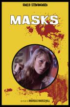(Masks - Giallo Stravaganza 4 L.E.99) Stella, die lange vergeblich versucht hat, sich erfolgreich bei einer Schauspielschule zu bewerben, wird überraschend an der „Matteusz Gdula“-Privatschule angenommen. Stella ist ehrgeizig, aber nicht sehr talentiert, was sie schnell zur Zielscheibe des Gespötts der anderen Schauspielschüler macht. Nur in der schüchternen Cecile, die in der Schule zu leben scheint, fi ndet sie eine neue Freundin. Von ihr erfährt sie von Gdula, dem geheimnisvollen Gründer der Schule, der eine fragwürdige Schauspielmethode entwickelt hat. In den 70er Jahren kamen in seiner Theatergruppe mehrere Schüler ums Leben. Gdula brachte sich um, seine Methode wurde verboten. Als eine Schülerin spurlos verschwindet, vermehrt merkwürdige Geräusche aus dem geschlossenen, baufälligen Flügel der Schule dringen und die Lehrerschaft ihren Fragen zu Gdula und seiner Methode ausweicht, ahnt Stella, dass jemand Gdulas Lehre noch praktiziert. Sie hat daraufhin nur noch ein Ziel: An der Methode teilzunehmen. Selbst, wenn es sie das Leben kosten sollte… Artikelbild