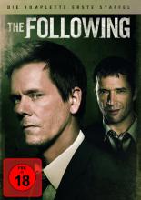 (The Following Staffel 1) Der ehemalige FBI-Agent Ryan Hardy bekommt die schwierige Aufgabe, den aus dem Gefängnis entflohenen Serienmörder Joe Carroll erneut einzufangen und ihn sicher wieder hinter Gitter zu bringen, wo ihn ganz sicher die Todesstrafe erwartet. Hardy muss erschreckend feststellen, dass der charismatische Carroll während seiner Zeit des Lehrens und seiner Zeit im Gefängnis Anhänger um sich geschart hat, die seiner Mentalität und Weltanschauung folgen. Diese Schar von Anhängern entwickelt sich schon bald zum fanatischen Kult, bestehend aus blutrünstigen Killern. Als Carrolls Sohn Jack von eben diesen Anhängern entführt wird, entdeckt Hardy, dass dies nur der erste Schritt von Carrolls Plan ist, der dazu führt, Hardy zu erniedrigen und Carrolls Ex-Frau Claire zu ermorden. Artikelbild