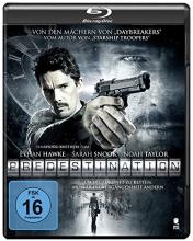 (Predestination) Er ist ein Zeitreise-Agent und soll Verbrechen verhindern, bevor sie geschehen. Nun muss er zurück in das New York der 1970er Jahre, um die tödlichen Anschläge eines berüchtigten Terroristen zu stoppen, der ihm bereits mehrfach entkommen konnte. Von seiner Mission hängt das Leben von zehntausenden Menschen ab. In New York trifft er auf einen mysteriösen jungen Mann, der ihn auf seiner nächsten Zeitreise begleitet, um eine alte Rechnung zu begleichen. Wer aber den Lauf der Vergangenheit ändert, kann auch sein eigenes Schicksal aus der Bahn werfen... Artikelbild